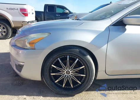 2015 Nissan Altima 2.5/2.5 S/2.5 Sl/2.5 Sv from USA, damaged, VIN 1N4AL3AP6FN310616